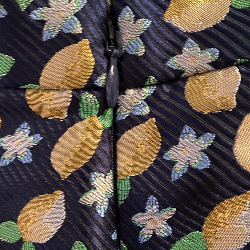 J. Crew Jacquard Lemon and Floral Trumpet Skirt, Size 4 - Picture 11 of 13